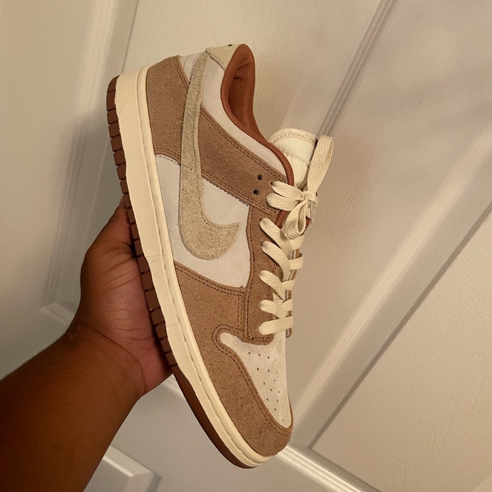NIKE DUNK LOW MEDIUM CURRY